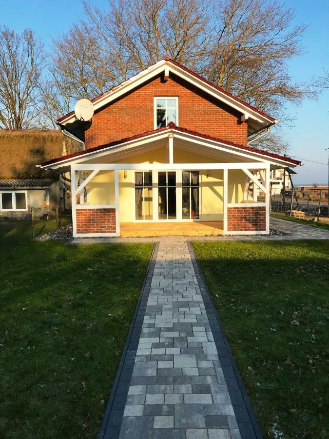 Haus Kranichweide Villa Bodstedt Exteriör bild